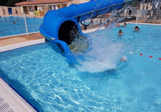piscine-toboggan-mejannes-le-clap.jpg -