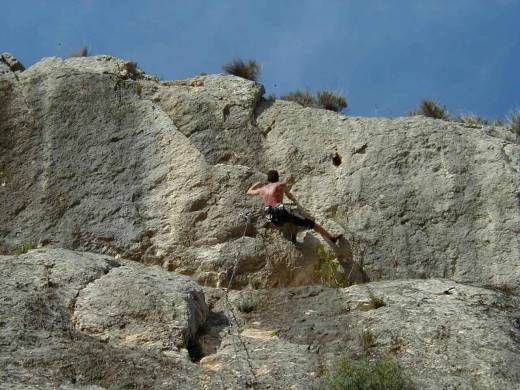 falaise-seynes-grimpeur.jpg -