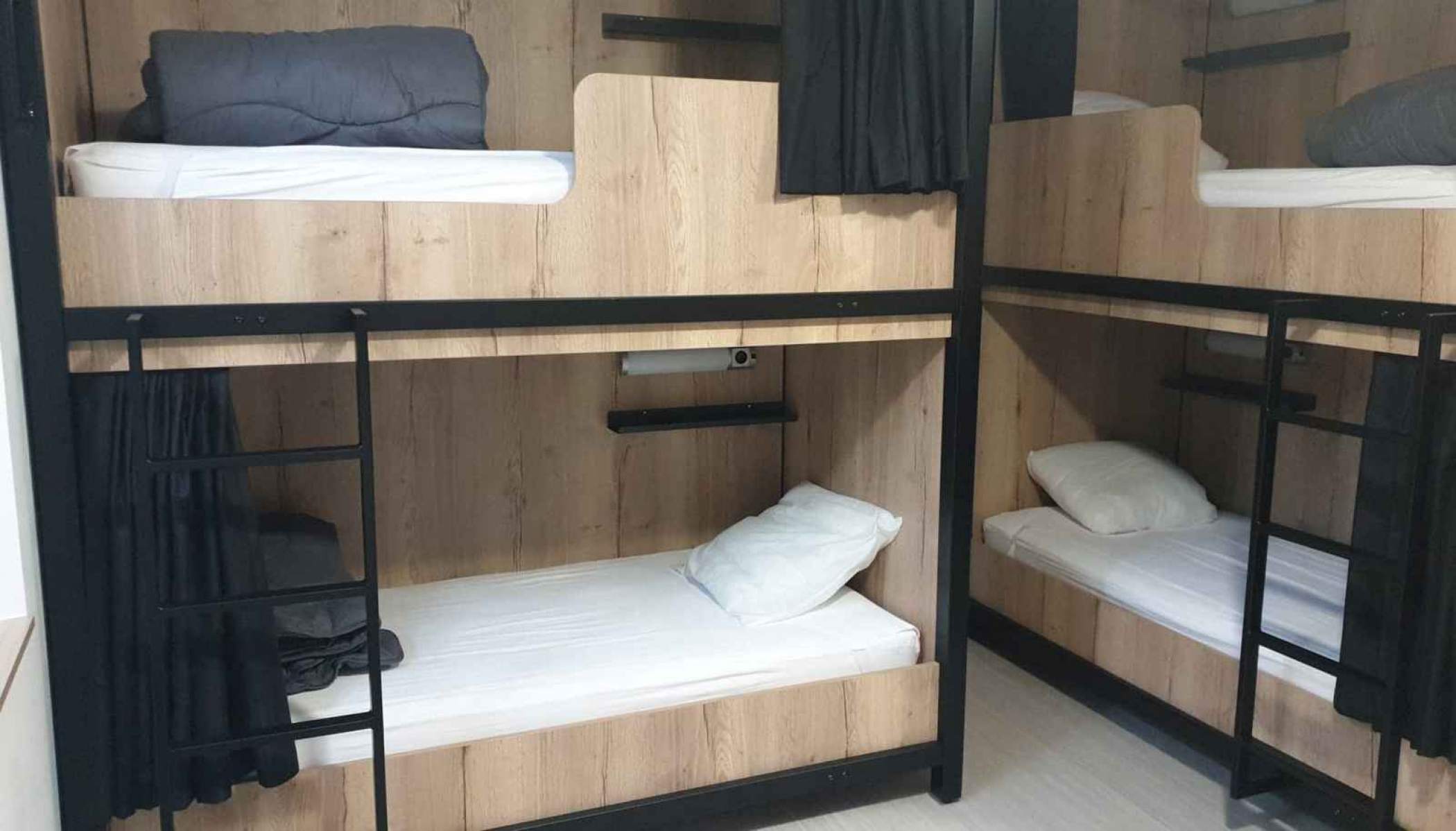 chambre-ceze-lit-cabine-2-.jpg -