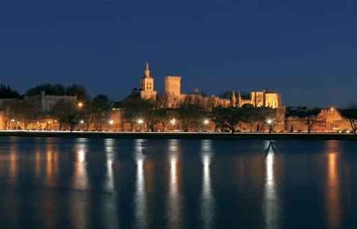 avignon-palais-des-papes.jpg -
